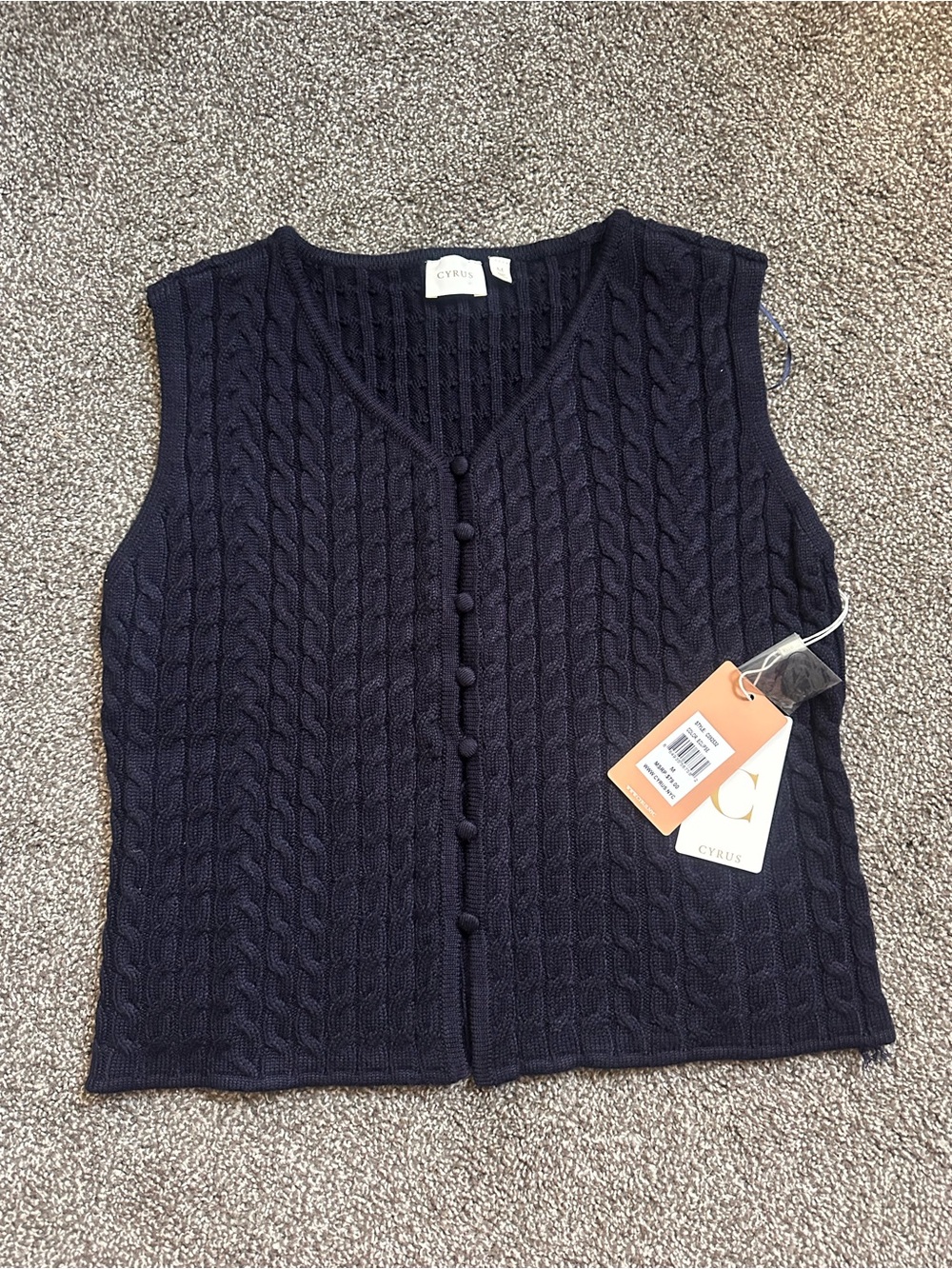 NWT Cyrus Cable Knit Eclipse Navy with Gold Tag